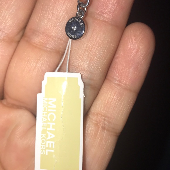 Mk necklace - Picture 3 of 4